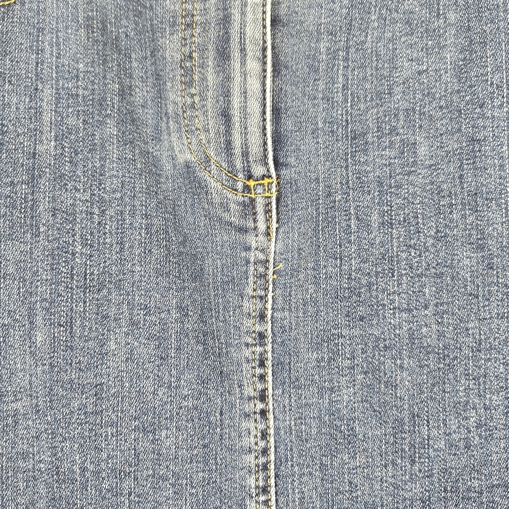 Talbots Denim Skirt. Straight. Size 2. Blue. - Picture 7 of 11